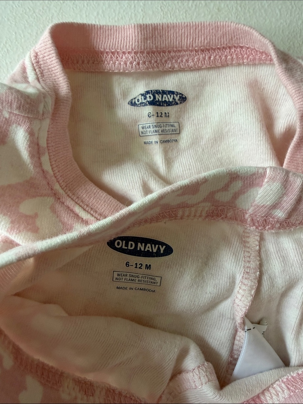 Old Navy Pink and White Leopard-Print Kids Pajama Set - Picture 2 of 3